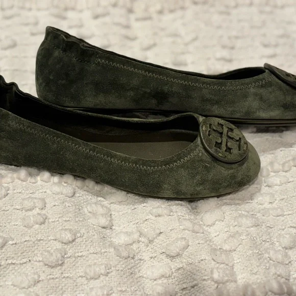 Nordstrom Green Flats Elegant Comfort - Picture 2 of 5